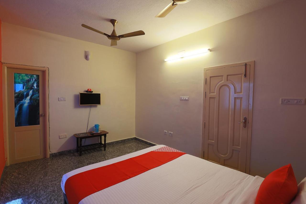 Oyo 38695 Peninsula Holiday Resorts Chennai Esterno foto